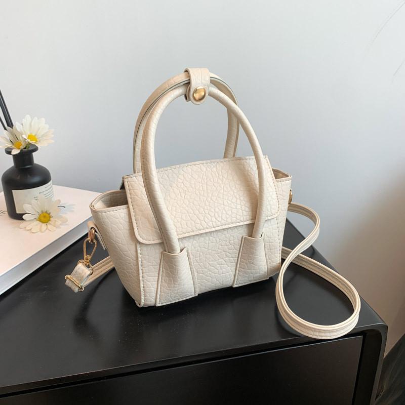 Versatile Women's Shoulder Bag Fashionable Trendy Handbag Commuter Work Texture Small Square Bag
