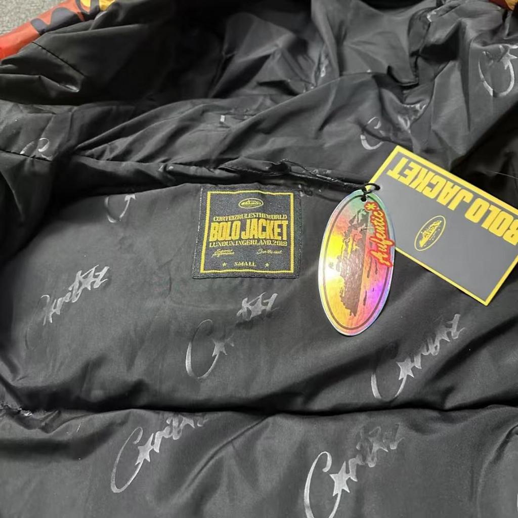 Пуховая куртка Corteiz 24ss Alcatraz с вышивкой и капюшоном - Модный зимний стиль для пары