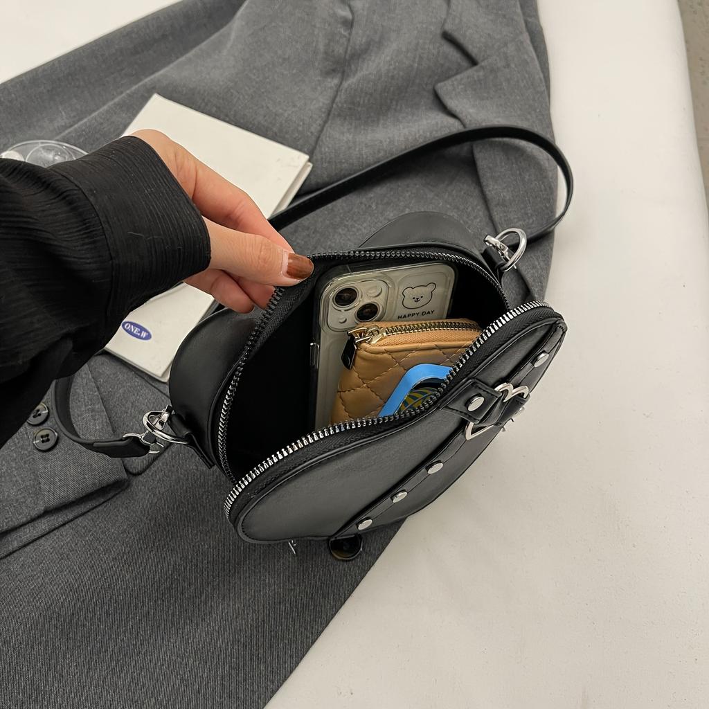 Мини-сумка на плечо в форме сердца ко Дню святого Валентина, однотонный кошелек на молнии через плечо для женщин, сумка в стиле панк