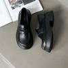 Женские лоферы на платформе 2025 новинка дышащие в британском стиле маленькие мужские универсальные легкие модные трендовые повседневные туфли