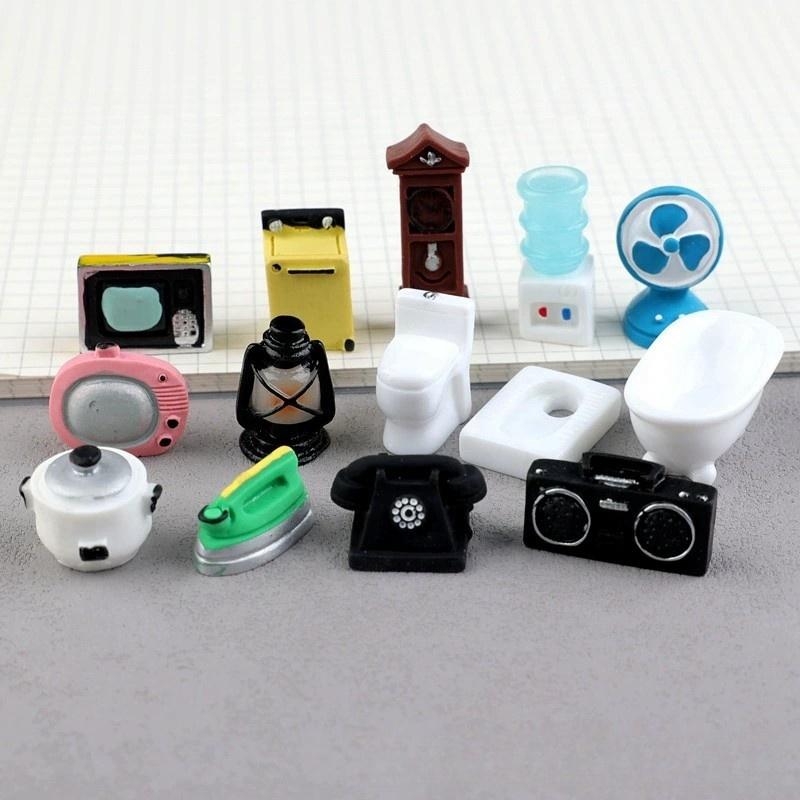 Hot Sales TV Simulation Resin Accessories Doll House Resin Pendant Miniature Resin Furniture Model for Decoration
