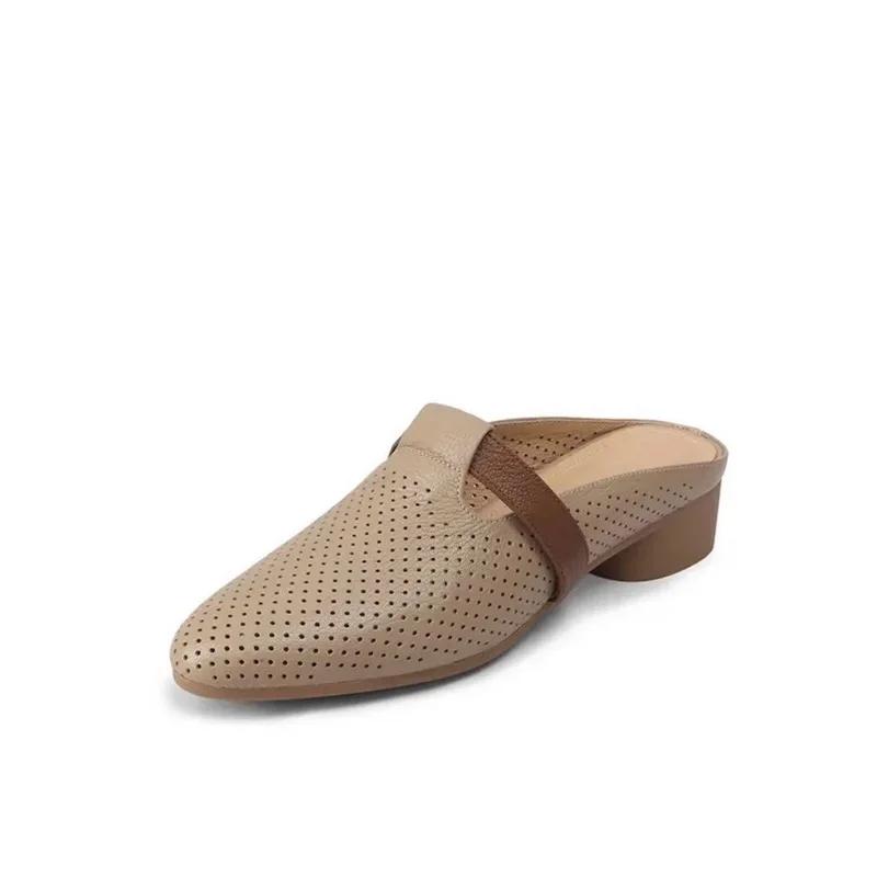 Новые кожаные тапочки на среднем каблуке, женские тапочки, летняя обувь, каблук узкий, круглый носок, бежевый цвет