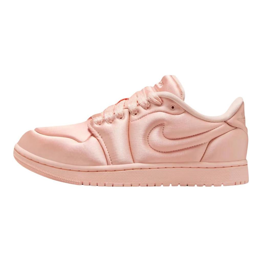 Air Jordan 1 Low Method of Make Satin Guava Ice женские кроссовки розовые HF3969-600