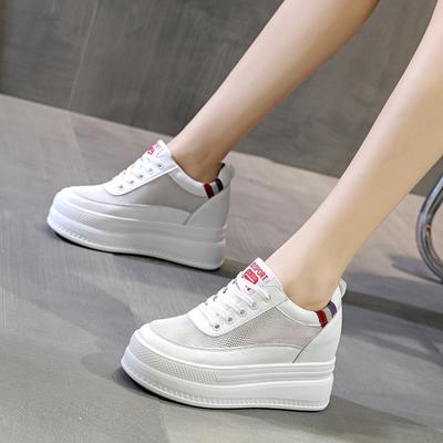 Трендовые новые женские туфли на толстой подошве и скрытой платформе, сетчатые белые туфли, повседневная спортивная обувь