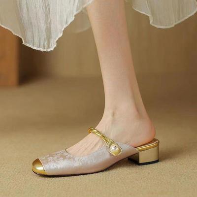 Ретро вышитая сумка, сандалии с открытым носком, женские 2025 лето, новый темперамент с юбкой, полушлепанцы на среднем каблуке и мюли