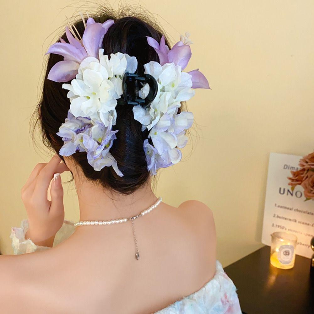 Elegant Simulation Flower Hair Claw Seaside Vacation Headwear Bohemia Barrettes Daily