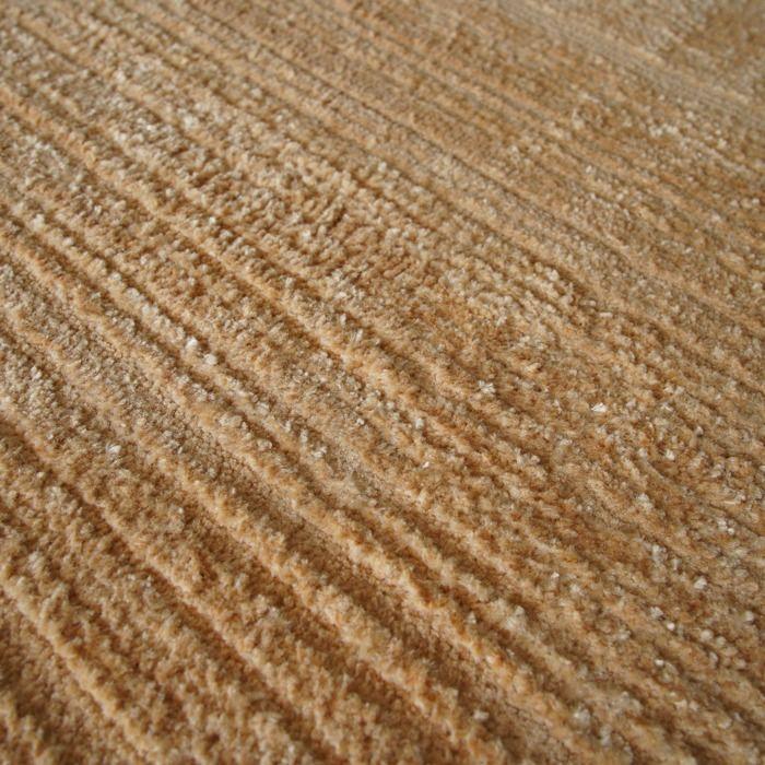 Tapis contemporain or 120x166