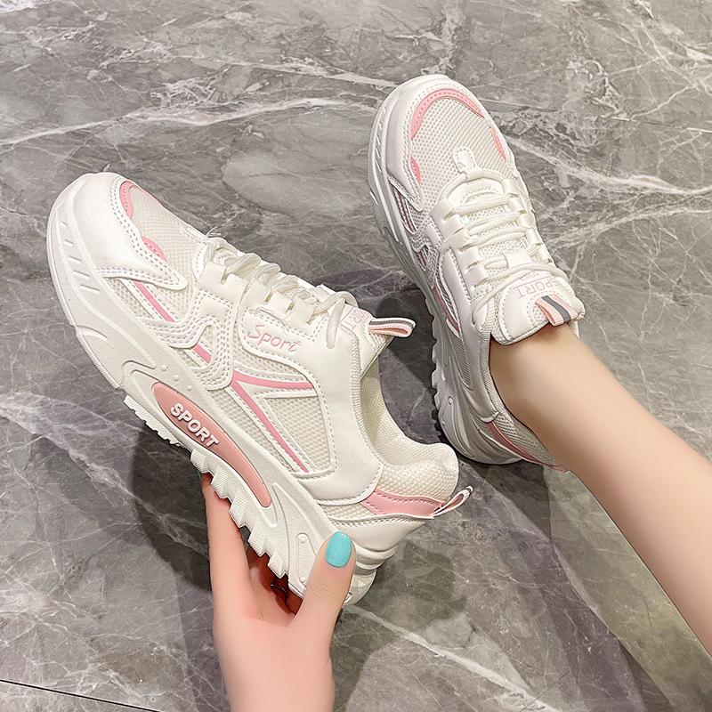 Повседневные кроссовки на толстой подошве с сетчатым верхом и шнуровкой, весна/лето 2025 г. – сверхлегкие кроссовки с мягкой подошвой для женщин.