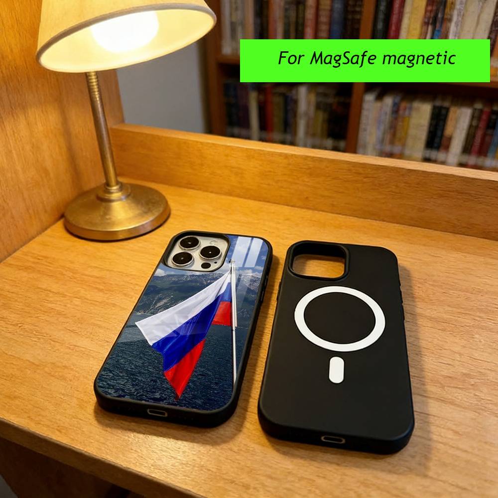 the flag of Russia Phone Case For iPhone17,16,15,14,13,12,11 Plus,Pro Magnetic For Magsafe Wireless Charging