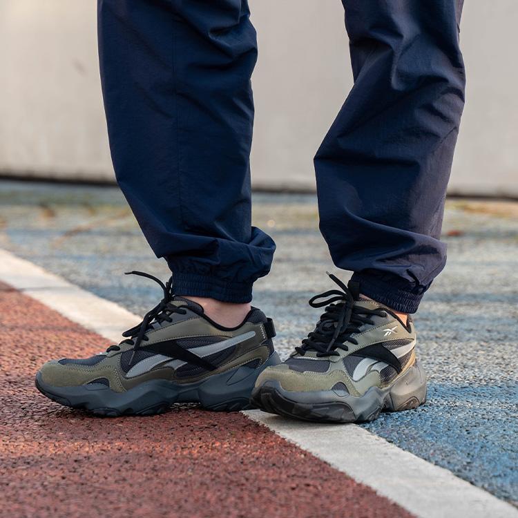 Reebok Fluffi Puff CN Retro Trend Thick Sole Dad Sneakers Low Top Running Shoes Unisex Sneakers Gray Green 24FRC913U1G09