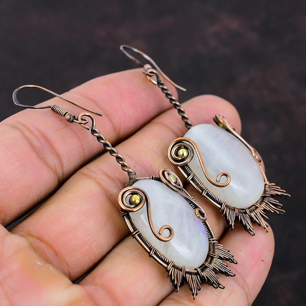 Серьги с радужным лунным камнем, обмотанные медной проволокой, серьги ручной работы, драгоценные камни, серьги из медной проволоки, подарок для нее, совершенно новые серьги