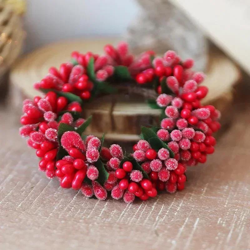 Christmas Creative Berry Wreath Candlestick Tabletop Decoration Christmas Eve Candlelight Dinner Accessories Decoration