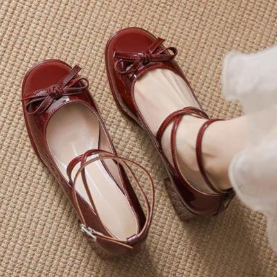 Модные французские туфли-лодочки на низком каблуке для женщин, лето 2025, новый темпераментный блочный каблук, бант, Мэри Джейн, маленькие кожаные туфли