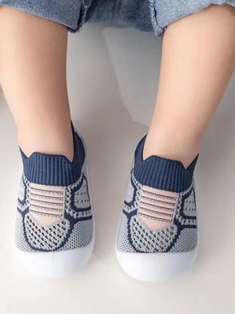 Zapatillas Детские прогулочные туфли Осенние новые нескользящие повседневные туфли для мальчиков Мягкая подошва Спортивная обувь для девочек Детская обувь для новорожденных zapatos niña