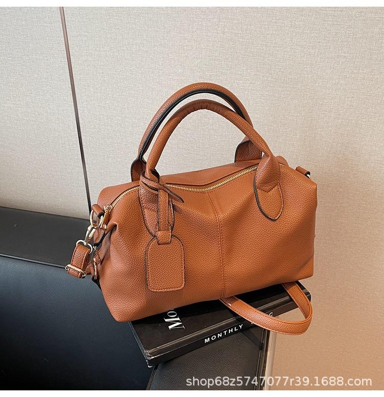 Casual Simple Handbag Women's Bag 2025 New Retro Solid Color Messenger Bag Large Capacity Pillow Bag