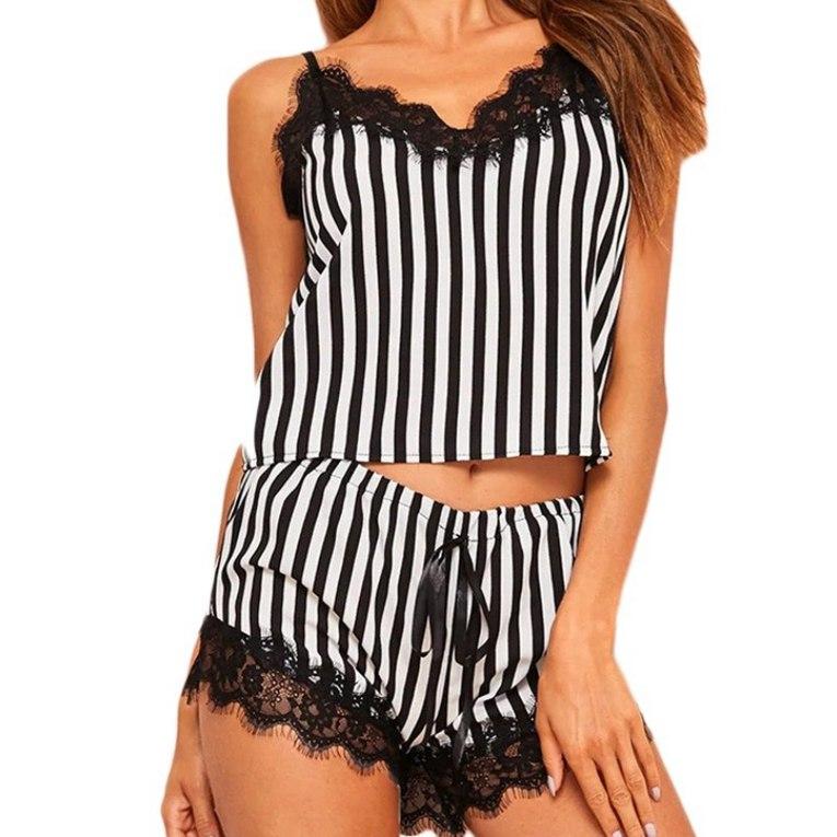 Женская пижама шорты и майка с кружевом в полоску