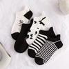 5 пар/лот детские мягкие хлопковые носки корейские черно-белые носки для девочек с принтом весна-лето теплые детские носки средней длины