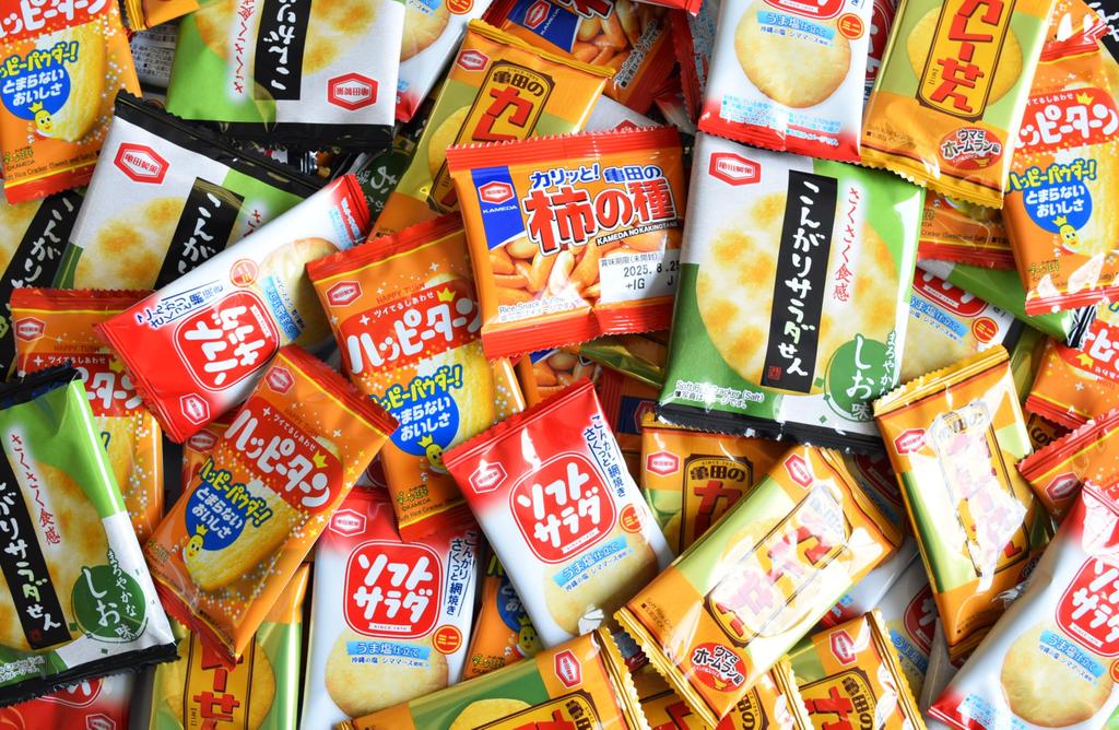 Kameda Mini Rice Crackers Individually Wrapped 5 Types Assortment Set Turn Curry Rice Soft Brown Salad Rice 100 (Happy Crackers, Salad, Crackers,
