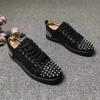 Модные мужские роскошные модные туфли с заклепками на шнуровке туфли-дерби на плоской подошве панк-хип-хоп платье дизайнерские индивидуальные кроссовки трендовая обувь