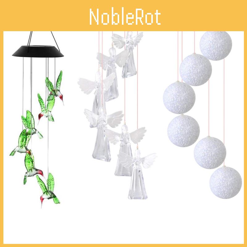 Красочные ветряные колокольчики на солнечной батарее для волшебной атмосферы сада