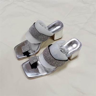 Модные блестящие шлепанцы, мягкая женская обувь, резиновые шлепанцы, квадратный каблук, желе, комфорт, 2025, лето, гавайские, блочный, ткань, блеск, Cr