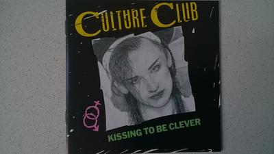 CD CULTURE CLUB - Kissing to Be Clever CDV2232 Virgin UK Танцевальная и Электронная Музыка Б/У