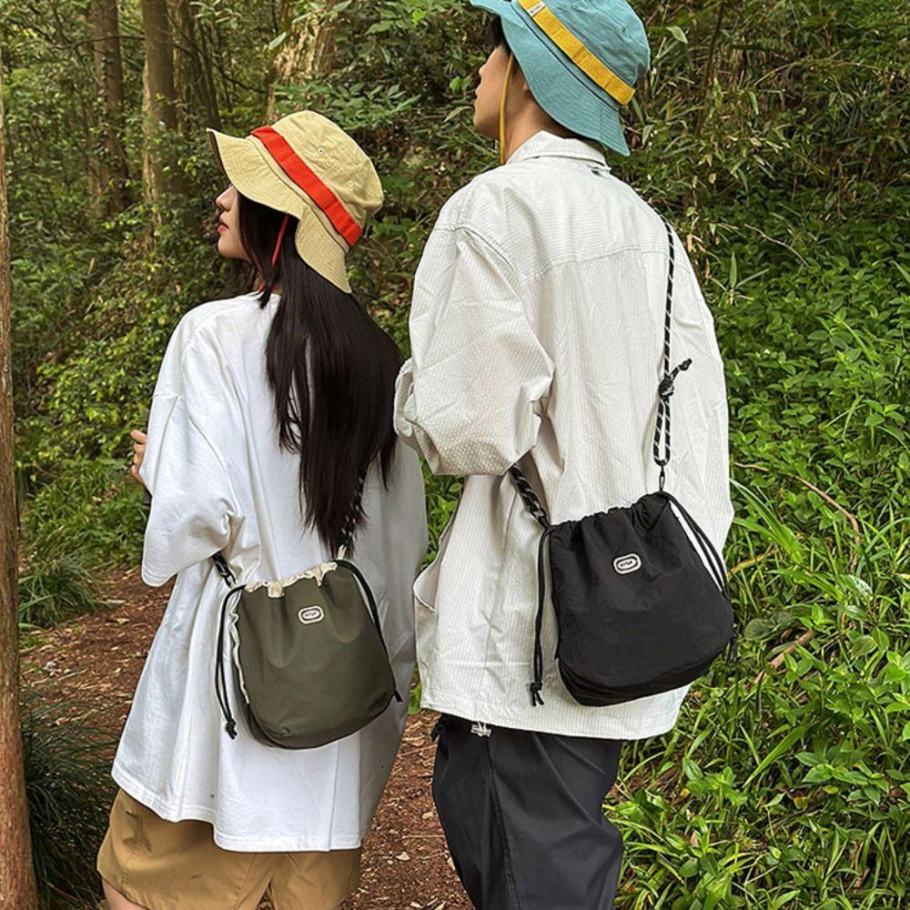 Solid Color Drawstring Crossbody Bag Sports Mobile Phone Pack Waterproof Nylon Shoulder Bag Unisex