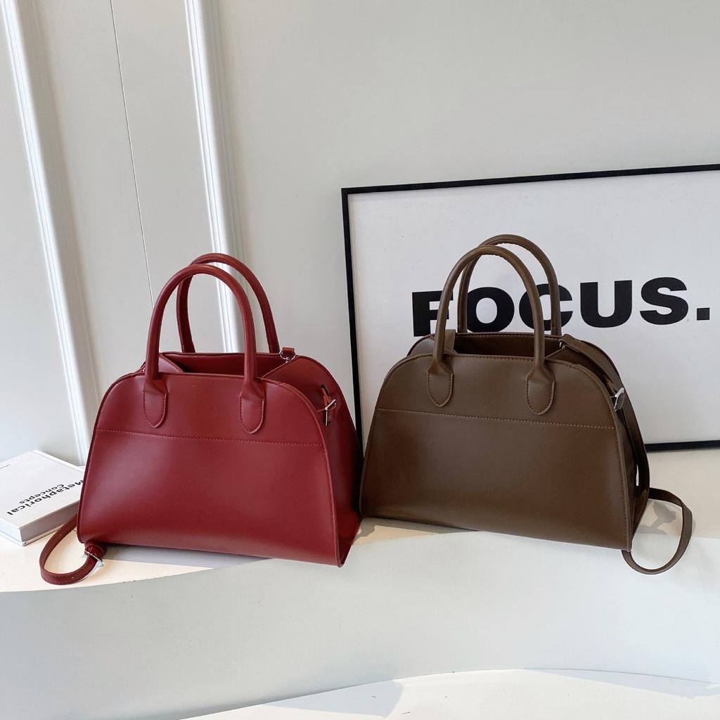 Retro Row Large-capacity Handbag Bag 2025 Texture Niche Commuter Shoulder Bag Pu High-end Messenger Bag