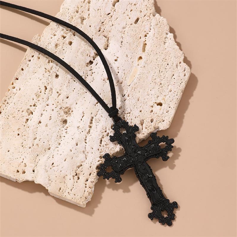 Adjustable Rope Chain Cross Pendant Necklace Gothic Style Suitable for Women's Neck Jewelry Black Hip-Hop Cool Girl Party Gift