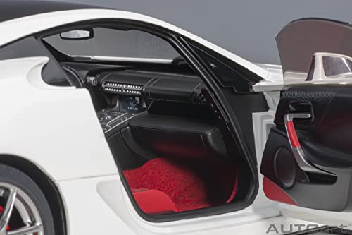 AUTOart Масштаб 1/18 Lexus LFA (Белоснежный/Черный углеродное волокно) Готовый продукт