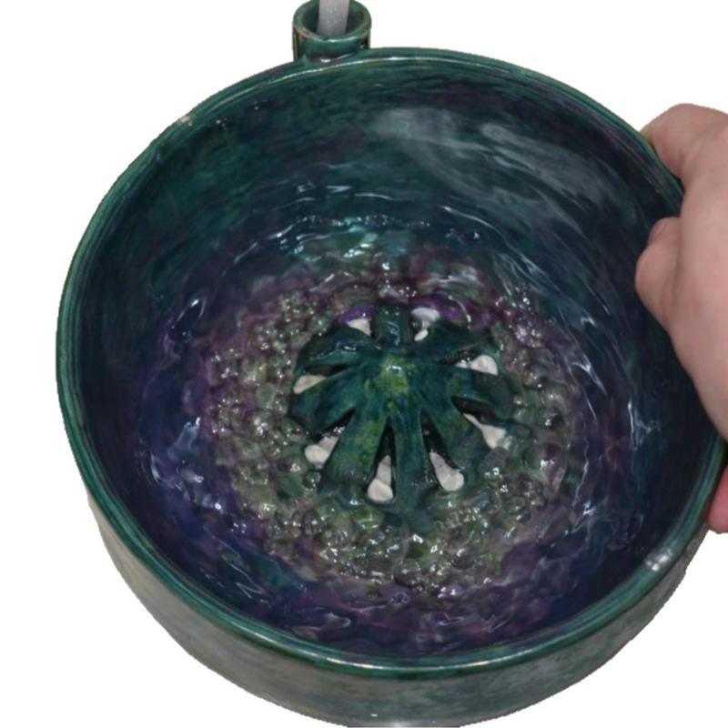Swirling Berry Rinsing Bowl with Drain 1PC Self Spinning Fruit Vegetable Washer Space Saving for Small Kitchen Use