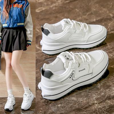 Инс корейская версия новых кроссовок для женщин 2025 весна студенческие беговые спортивные на толстой подошве увеличивающие рост повседневные туфли для женщин