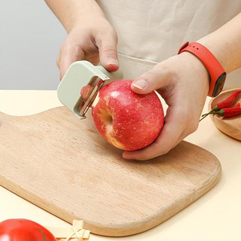 4-in-1 Hand-held Vegetable Cutter Portable Wireless Electric Kitchen Multi-function Garlic Chopper