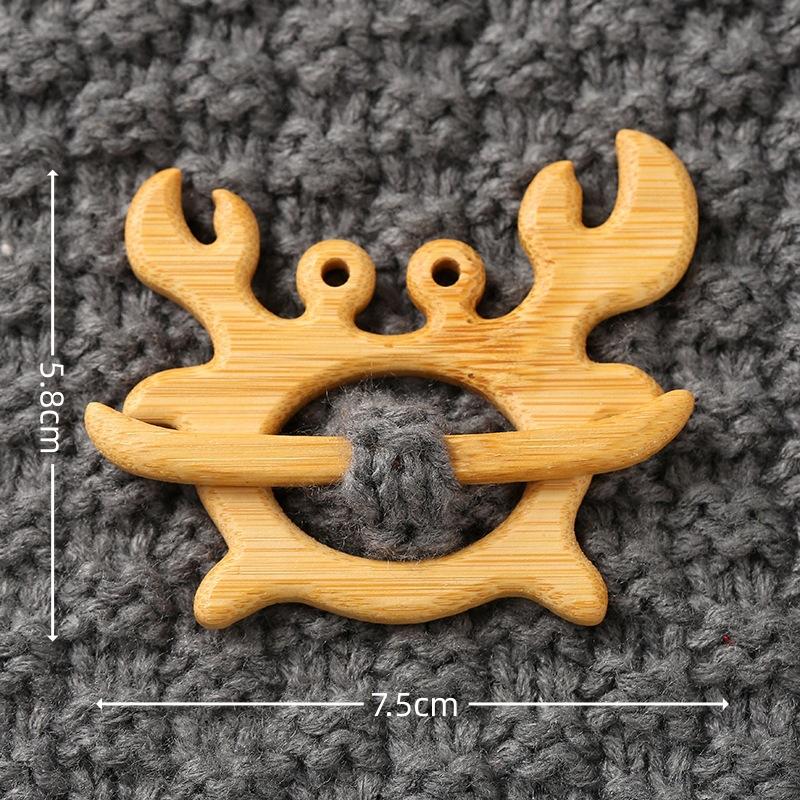 Brooch Pin with Woodenanimal Pattern