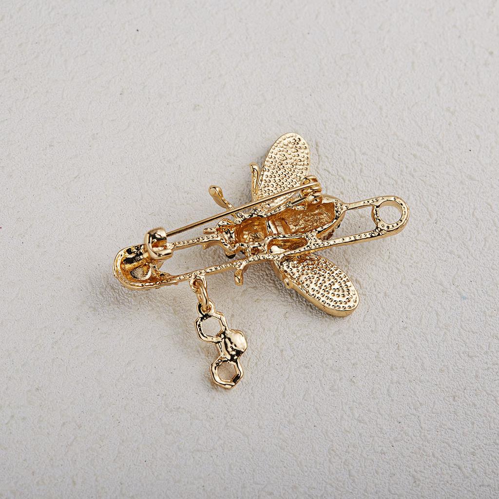 Bee Rhinestone Painting Oil Pin Versatile Animal Brooch