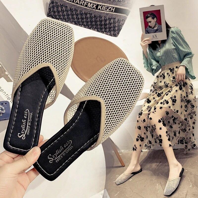 Заказ на размер больше, летние женские тапочки, сексуальные сетчатые сабо, домашние шлепанцы, женская обувь на плоской подошве с квадратным носком, уличные сабо, пляжные сандалии, шлепанцы 43