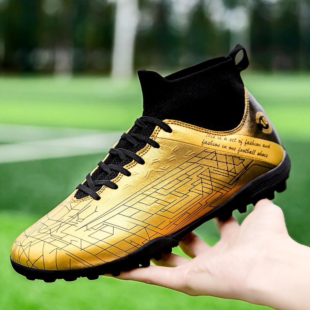 Fashion Men's Soccer Shoes TF Non-Slip Turf Soccer Cleats Lace Up Training Shoe High Quality Lightweight Sneaker High Top Football Boots