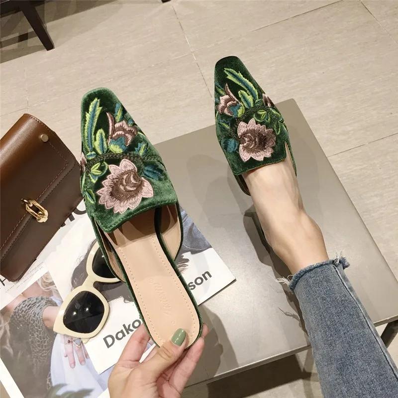2025 Summers Embroidery Women Mules Slippers Luxury Elegant Pointed Toe Slides Shoes Ladies Dress Flats Sandalias