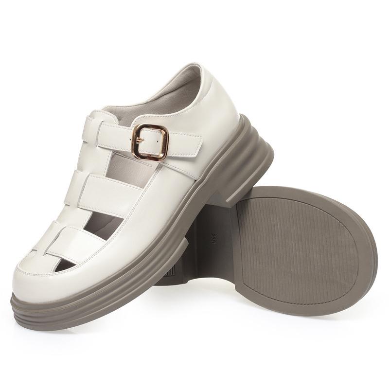 Модные римские модные нескользящие сандалии женские весна 2024 новые мягкие кожаные ажурные дырки дышащие гладиаторские сандалии на платформе