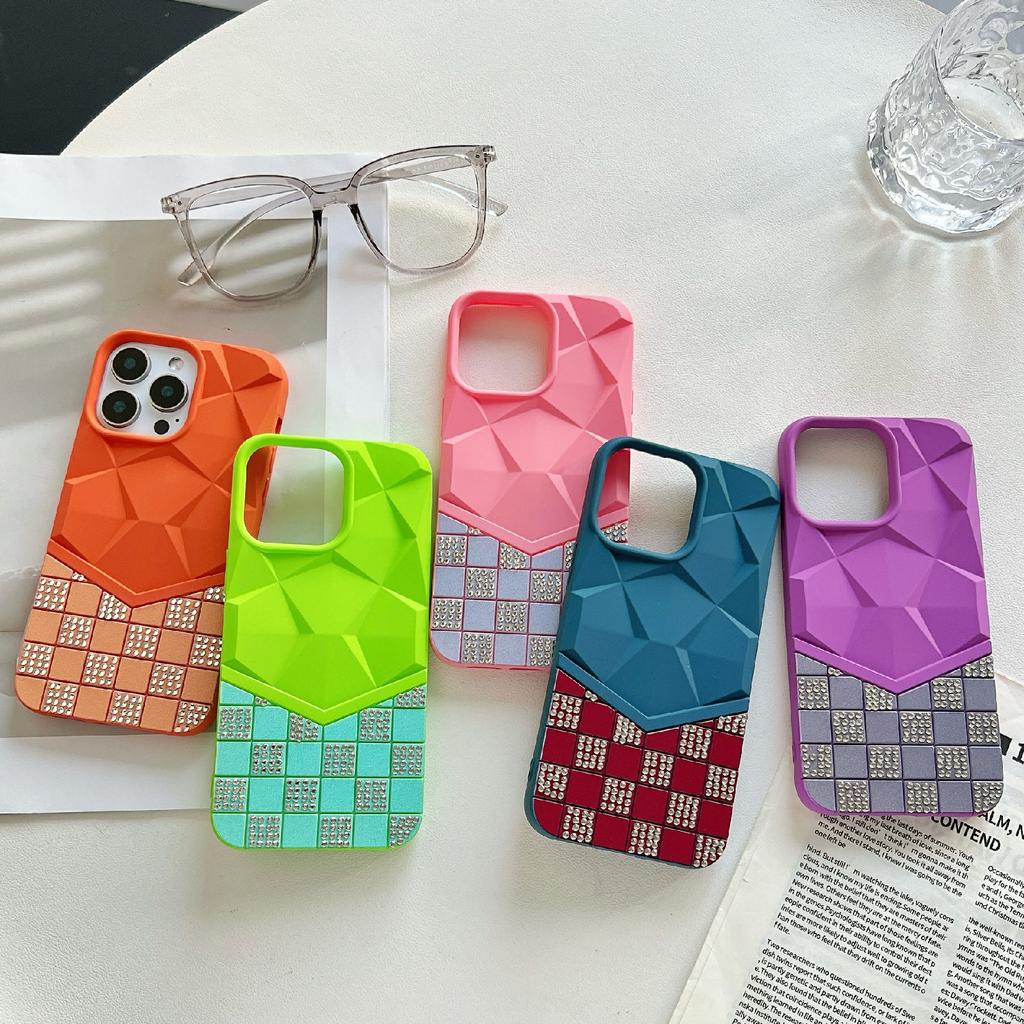 For iPhone 16 Pro Max Case Geometric Diamond Pattern Rhinestone Decor Rubberized TPU Phone Cover
