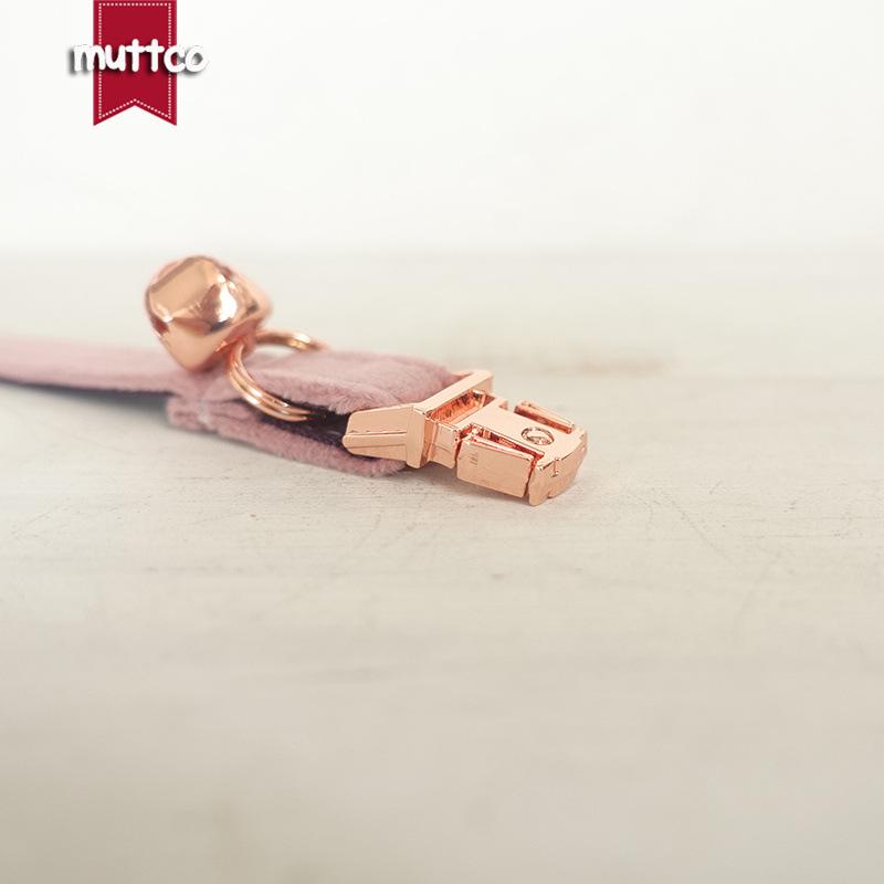 MUTTCO Мягкий регулируемый ошейник для кошки с бабочкой UCC-080M