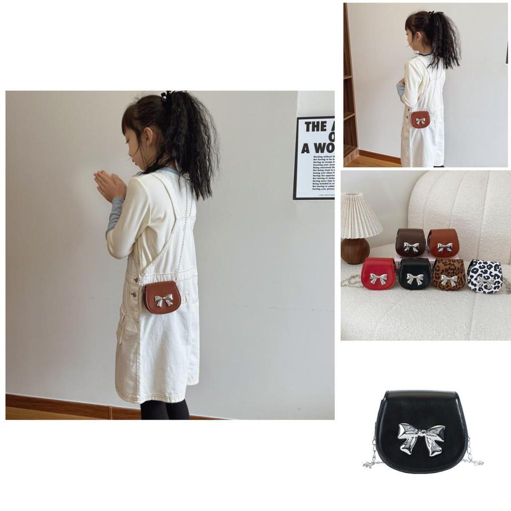 Trendy Mini Shoulder Bag For Kids With Stylish Leopard Print And Elegant Bow Design
