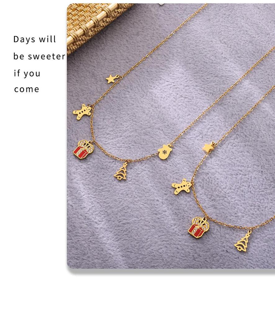 Oumeka Christmas Geometric Pendant: 18K Gold-Plated Stainless Steel Enamel Chain Jewelry