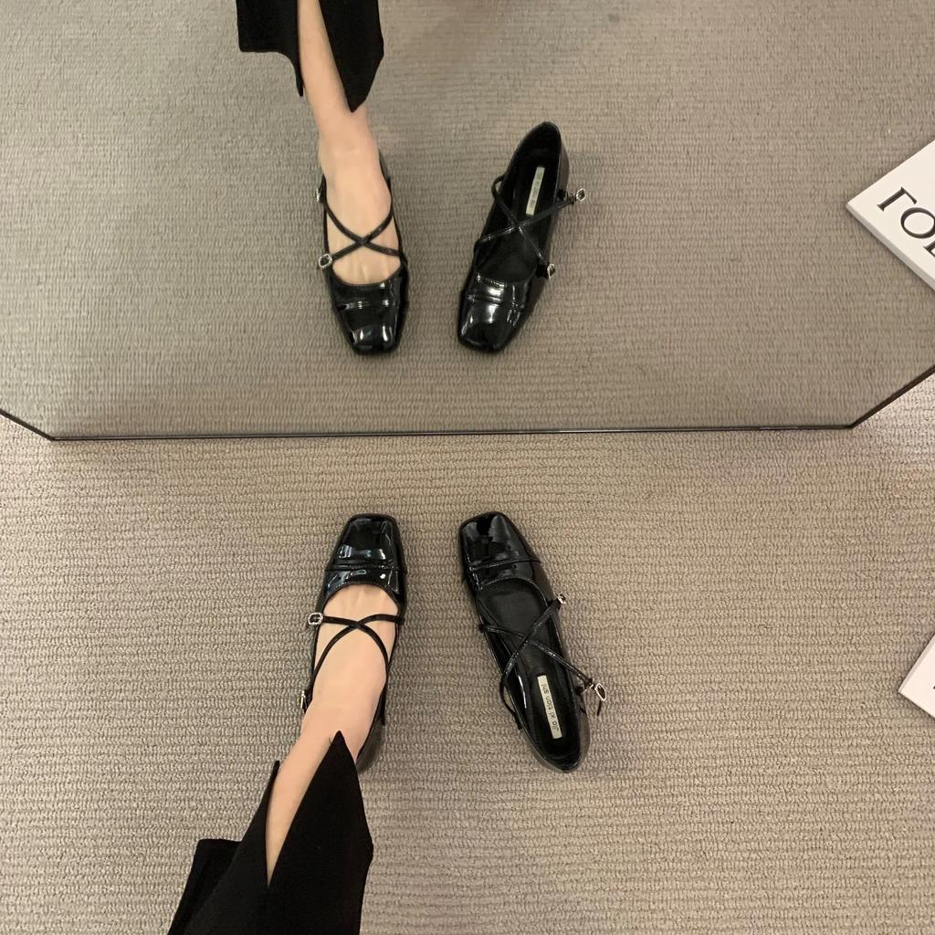 Модные туфли-лодочки на среднем каблуке для женщин, ретро, на толстом каблуке, балетки с перекрестной пряжкой, обувь на плоской мягкой подошве, 2025