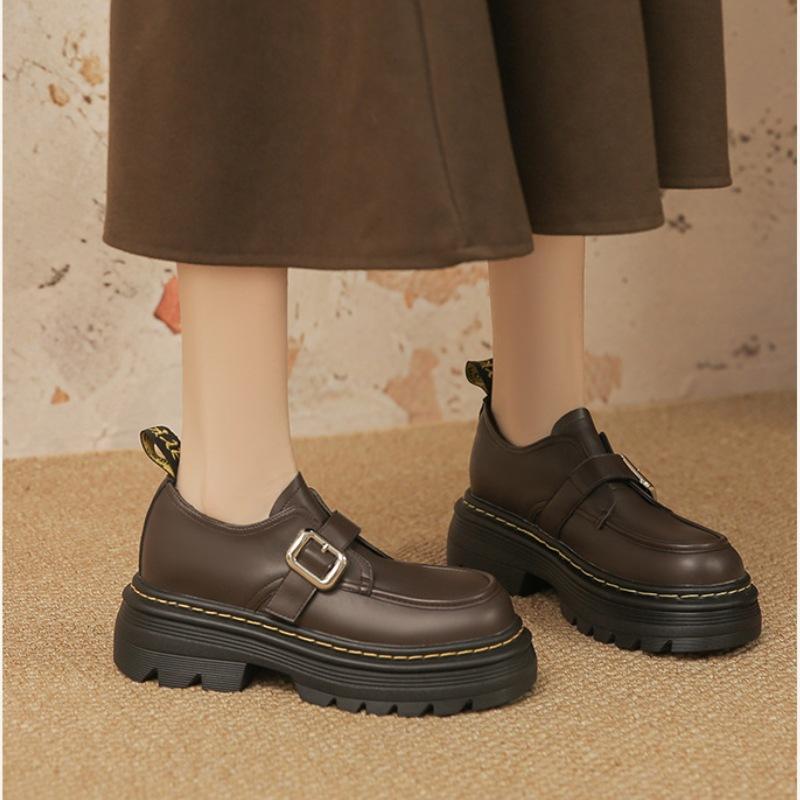 Увеличивающие внутреннюю высоту небольшие кожаные туфли женские в британском стиле 2024 года, новые туфли на платформе в стиле ретро в стиле колледжа, одинарные туфли для детей