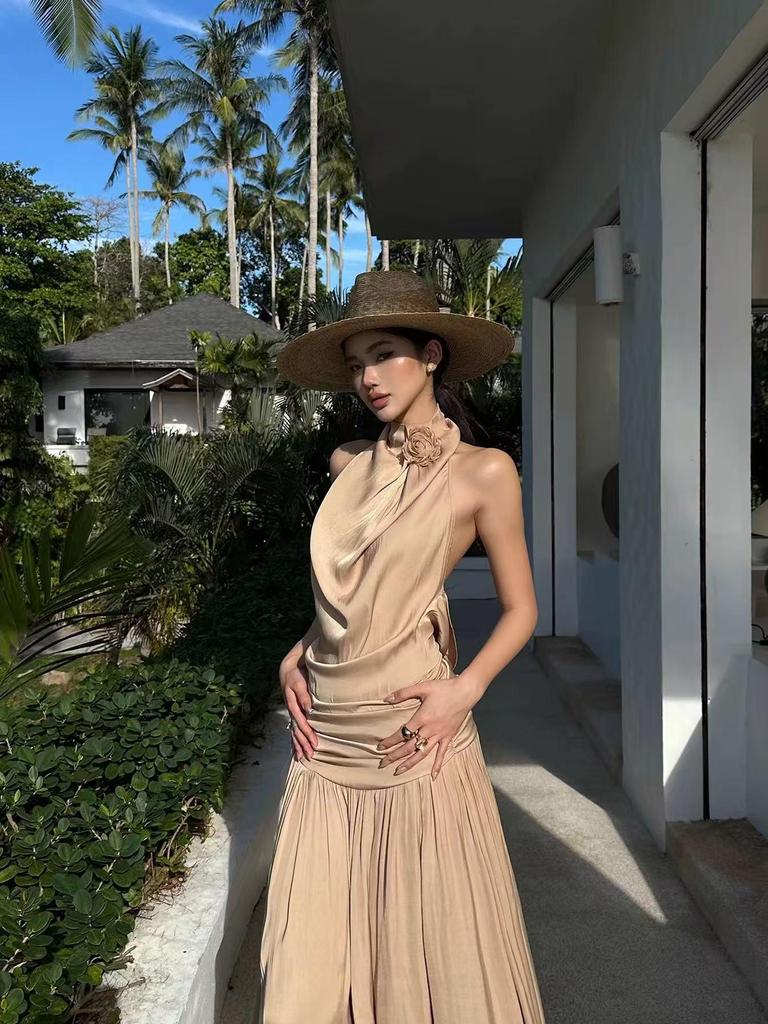 Eaton Beauty 2026 Элегантное платье-трапеция с halter-вырезом - Вечернее платье с открытой спиной на бретельках