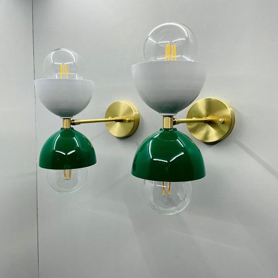 Пара настенных бра Diabolo с латунными акцентами | Итальянский дизайн 1950-х годов | Изготовленный на заказ светильник с 2 лампами для стильного домашнего освещения