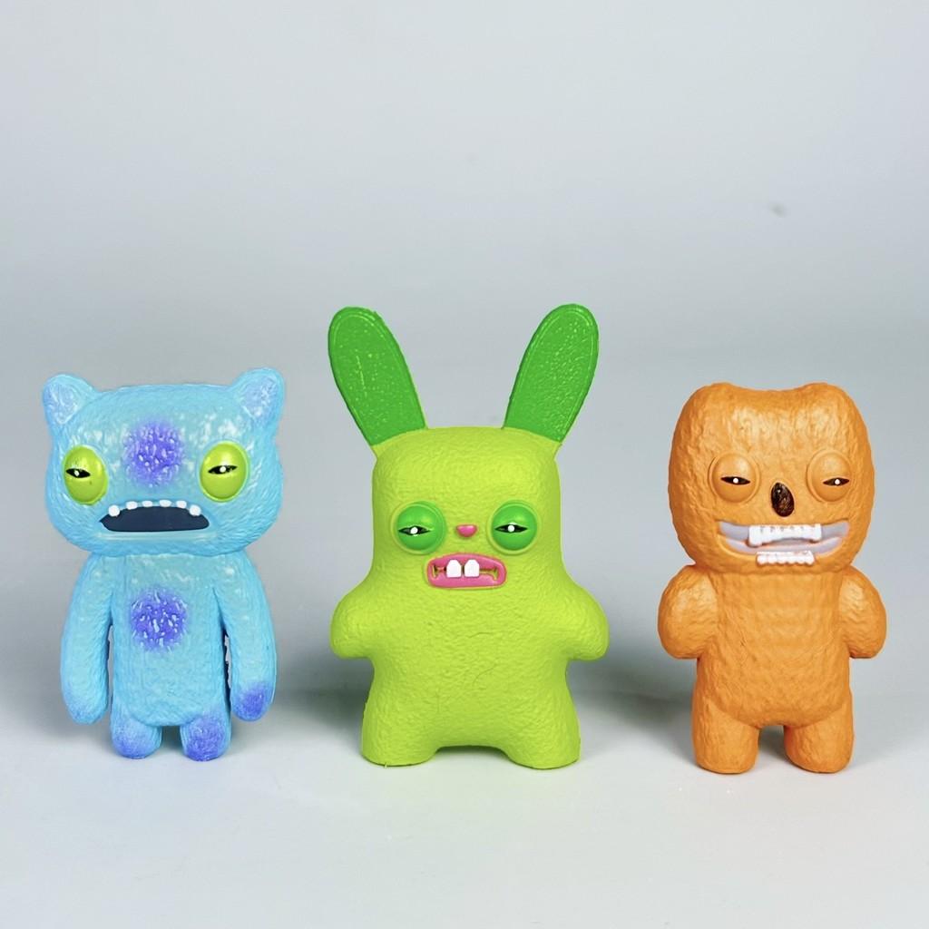 Коллекционная фигурка Фуглера из гибкого пластика для детей и коллекционеров.