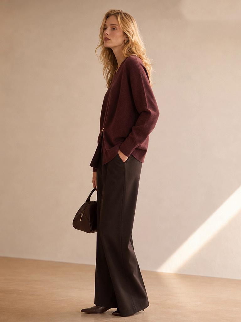 Yuehe 2026 Women's Versatile High-End Fashion Sweater with Stylish Metal Accessories