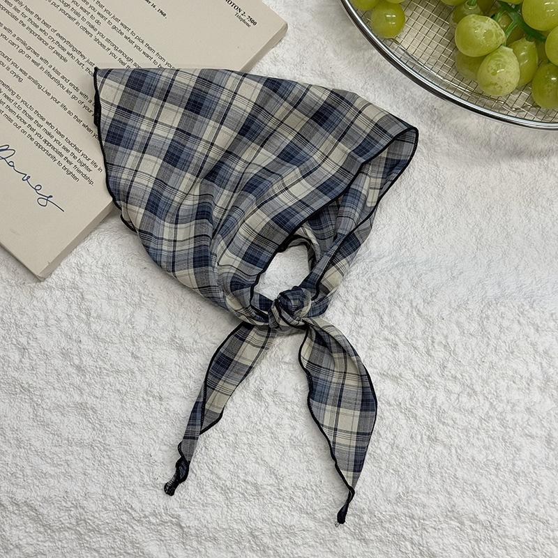 Новый ретро универсальный клетчатый треугольный шарф, косынка, шелковый шарф для женской легкой и тонкой защиты шеи и многоцелевой шарф на талию
